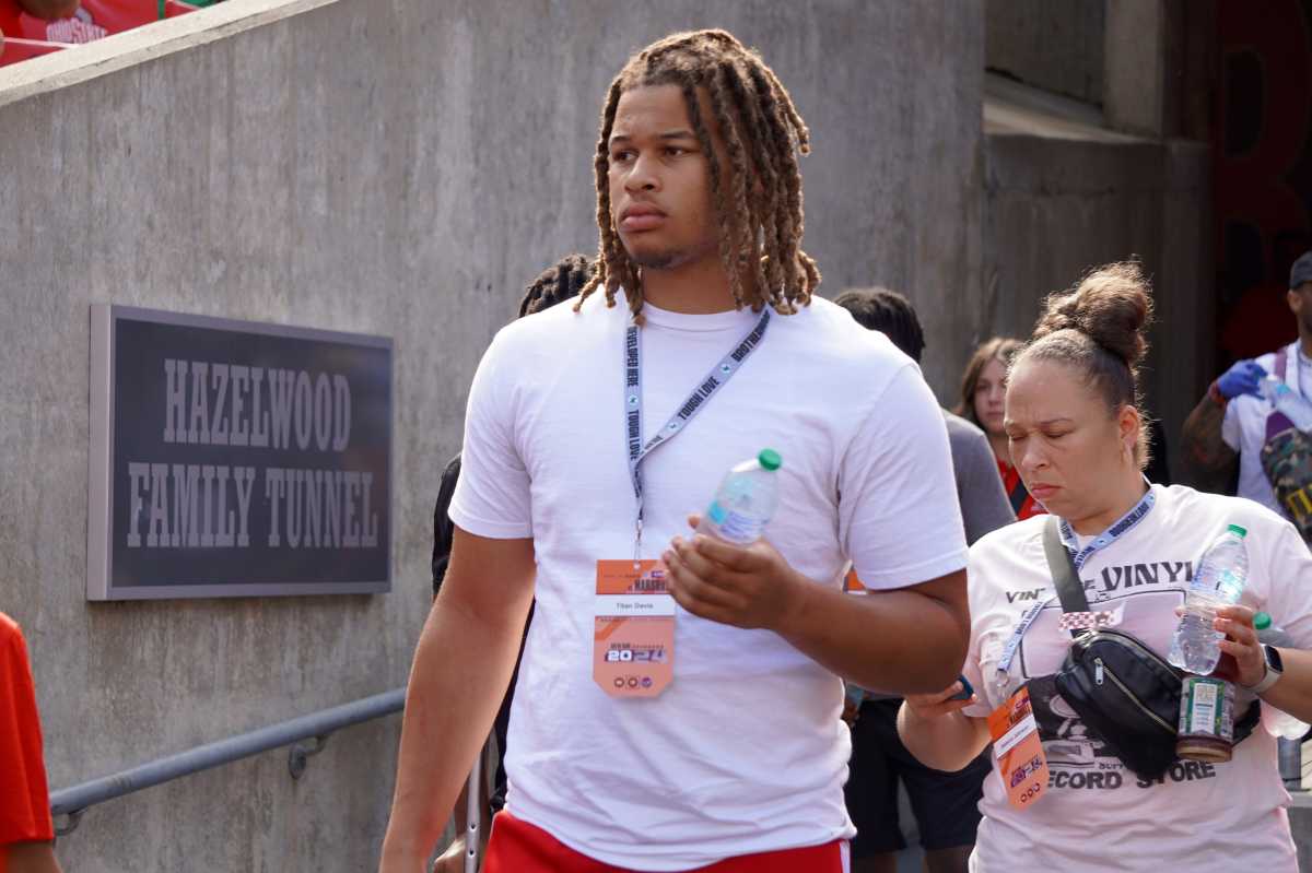 4-Star Michigan Recruit Backs Up Position Coach’s Boast With Fierce 2-Word Message