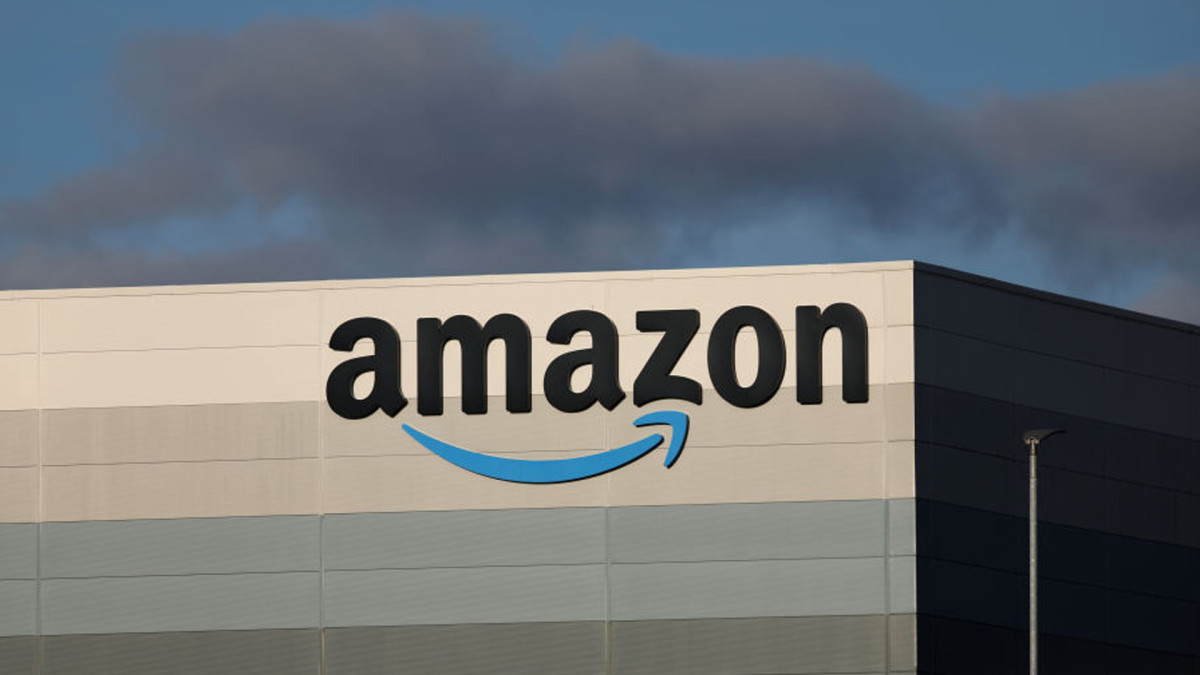 Amazon is selling ‘the best’ $90 Dr. Scholl’s sneakers for $60, and shoppers call them the ‘most comfortable’ shoes