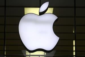 Judge allows antitrust lawsuit against Apple to proceed