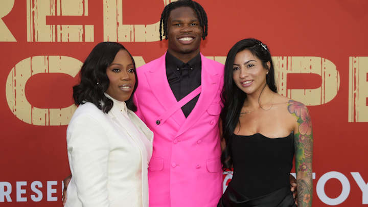 Jaguars’ Travis Hunter surprises tearful wife Leanna with ‘dream’ gift