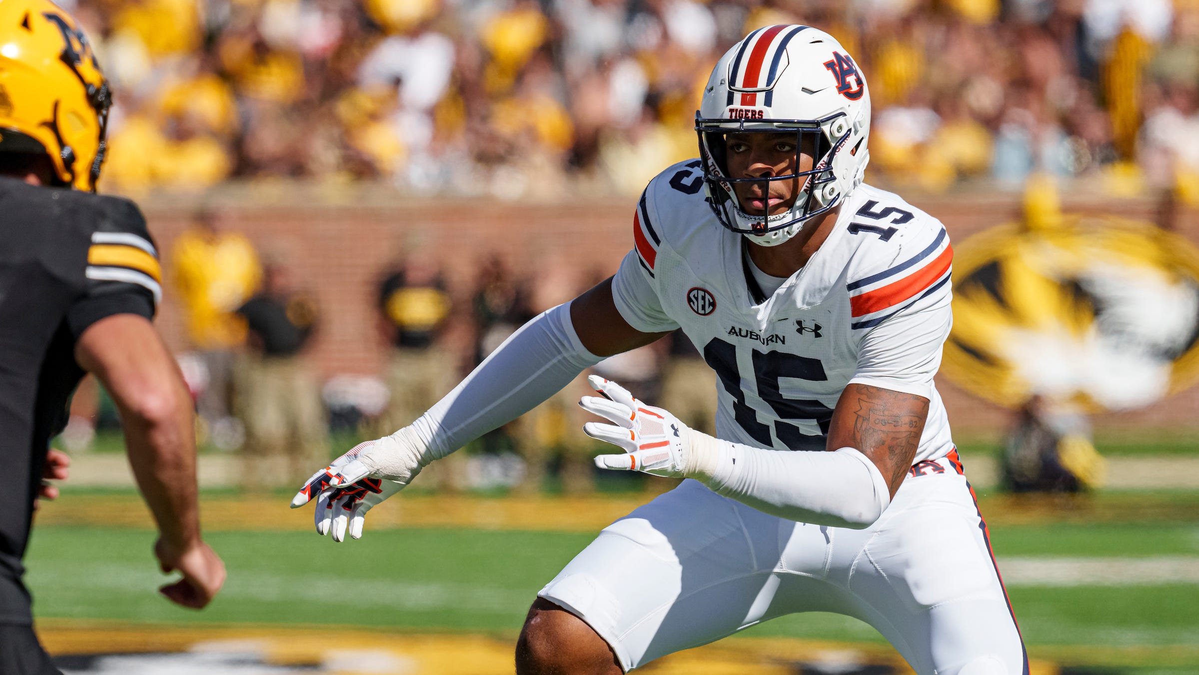 Auburn EDGE projected to land with Dallas Cowboys in ESPN’s latest NFL mock draft