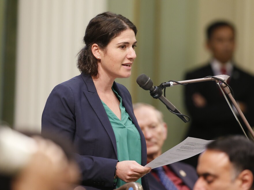 Doctors don’t get much menopause training. State lawmakers are trying to change that