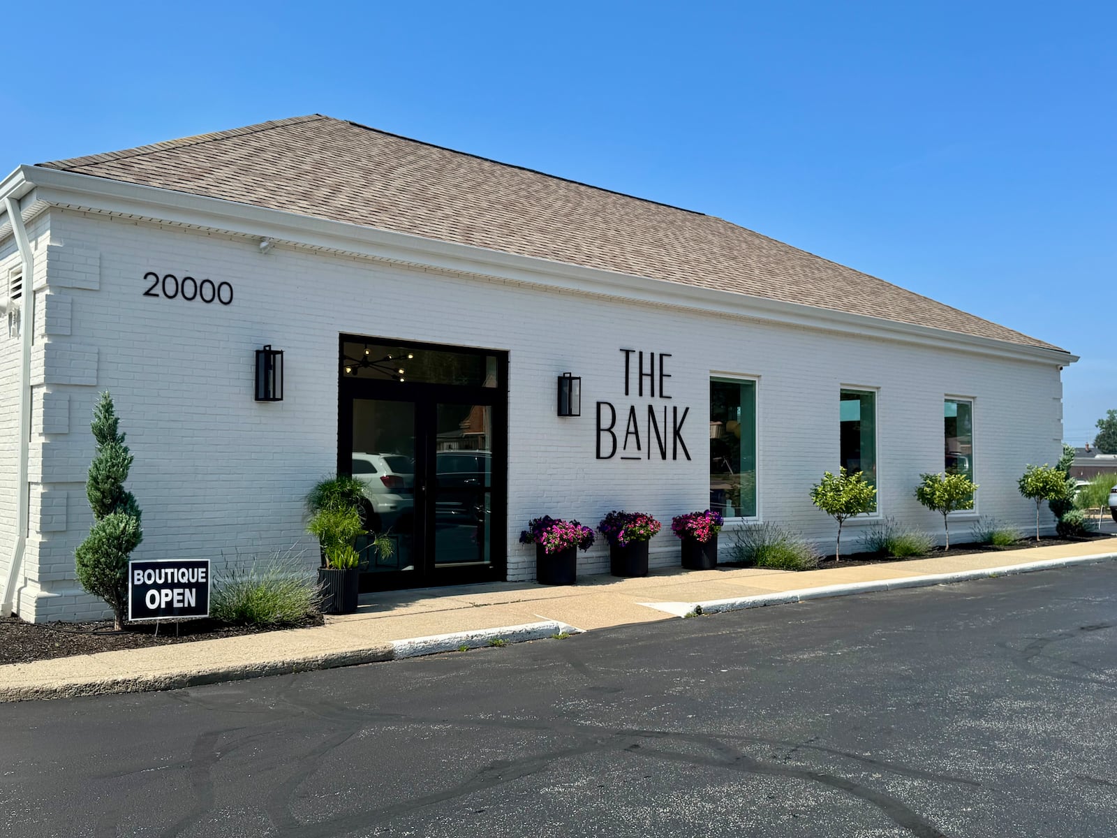 Sunday Market at The Bank