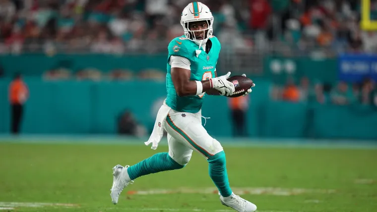 Dolphins targeting Raiders’ $9 million TE seeking change of scenery as Jonnu Smith replacement | Sporting News